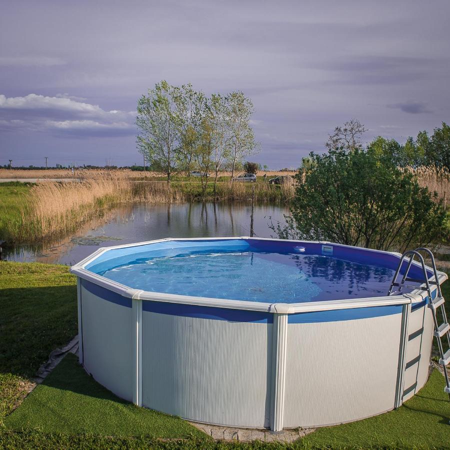 Villa Etno Salas - Etno Ranch - Seosko Turisticko Domacinstvo à Palić Extérieur photo